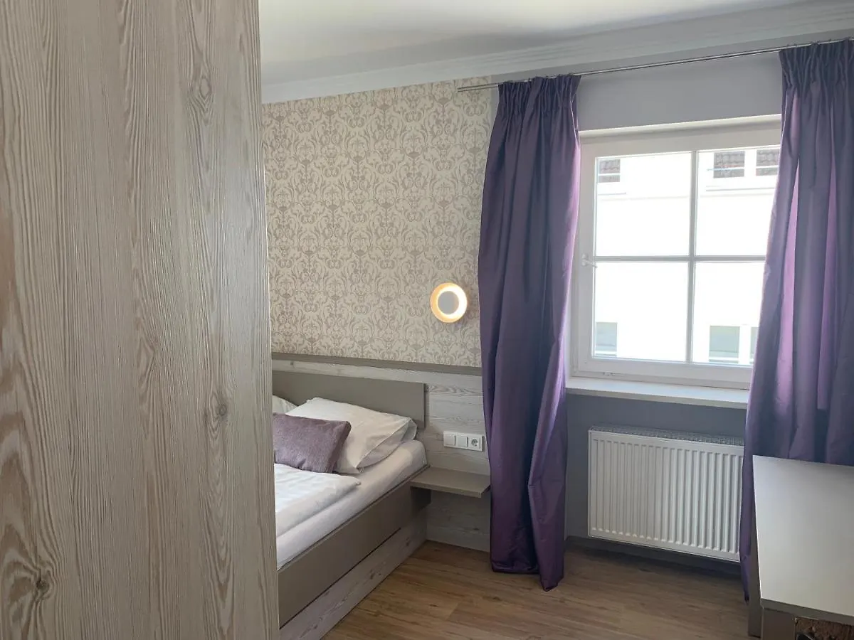Hotel Zum Kirchenwirt Anzing 0*,  Deutschland
